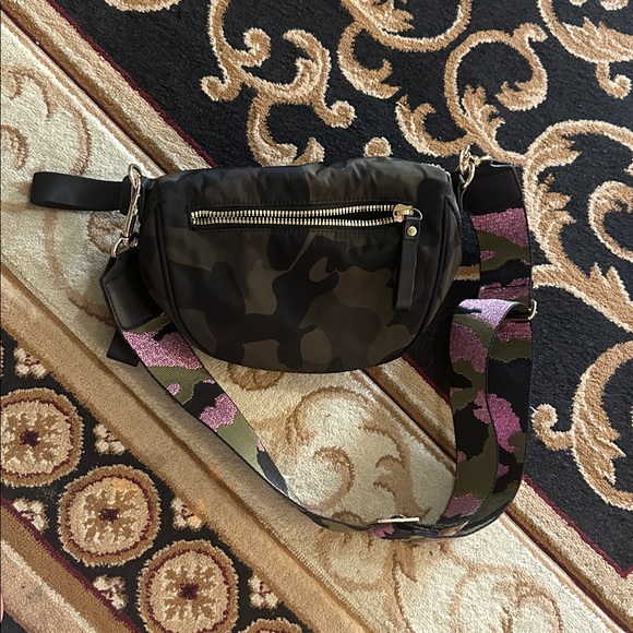 Camouflage Crossbody Bum Bag with Adjustable Strap - Picture 2 of 4